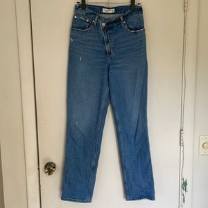 Abercrombie & Fitch The 90’s Straight Ultra High Rise 28/6R